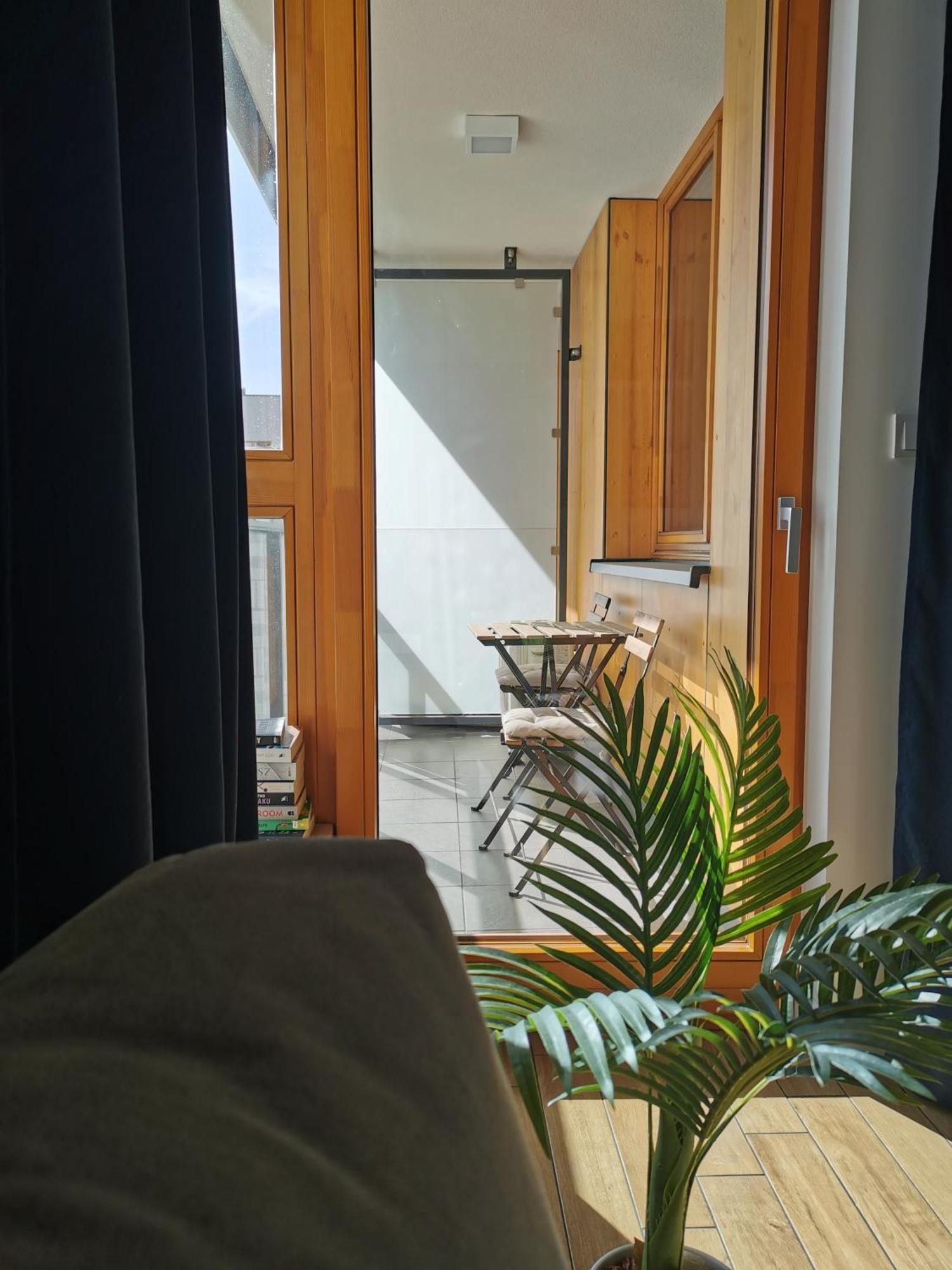 Wola Blue Modern Apartment วอร์ซอ ภายนอก รูปภาพ